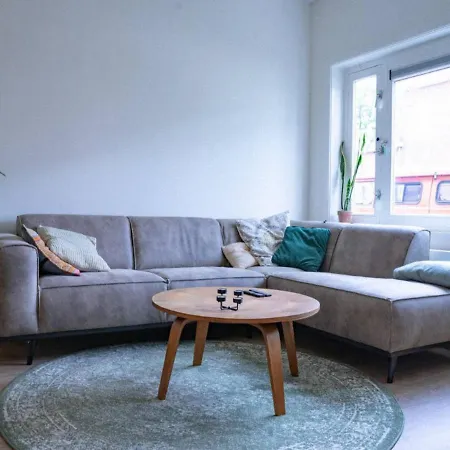 Beautiful Apartment In The Beloved Nijmegen East Casa de Férias